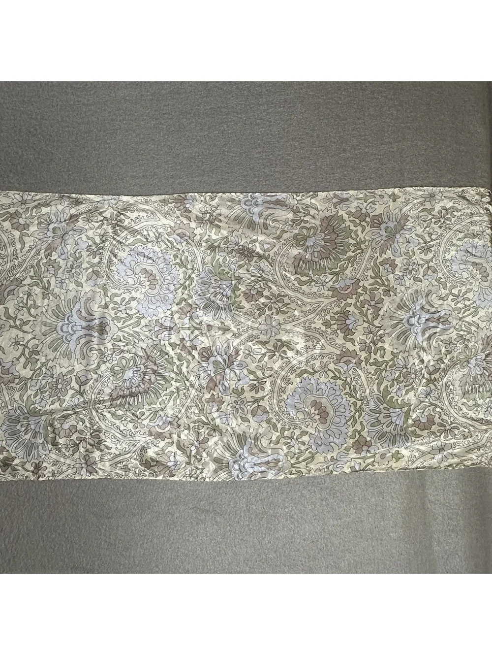 Vintage Lightweight Floral Patterned Scarf in Cream and Pastel Colors